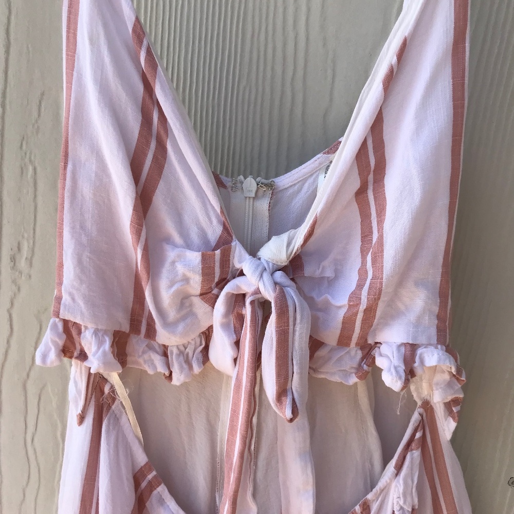 Mahina striped tie front romper size small